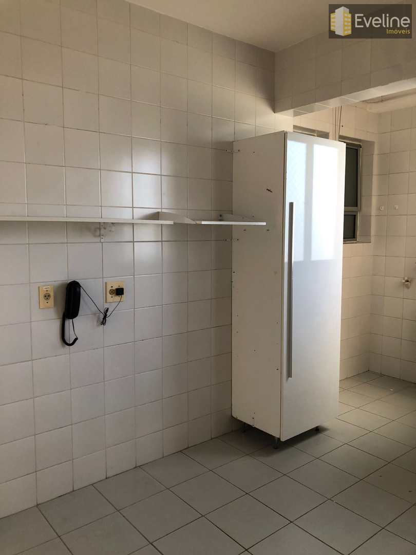 Apartamento à venda com 3 quartos, 93m² - Foto 6