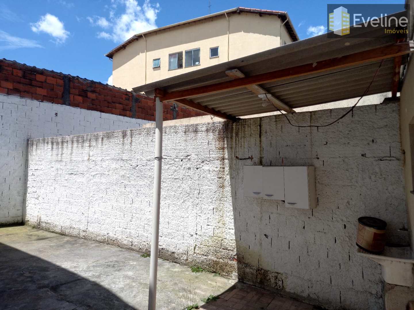 Casa para alugar com 2 quartos, 50m² - Foto 17