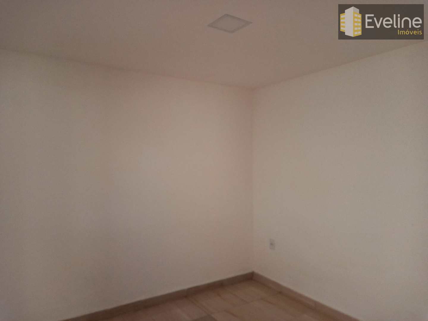 Casa para alugar com 2 quartos, 50m² - Foto 22