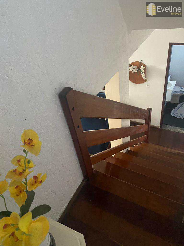 Casa à venda com 3 quartos, 126m² - Foto 8