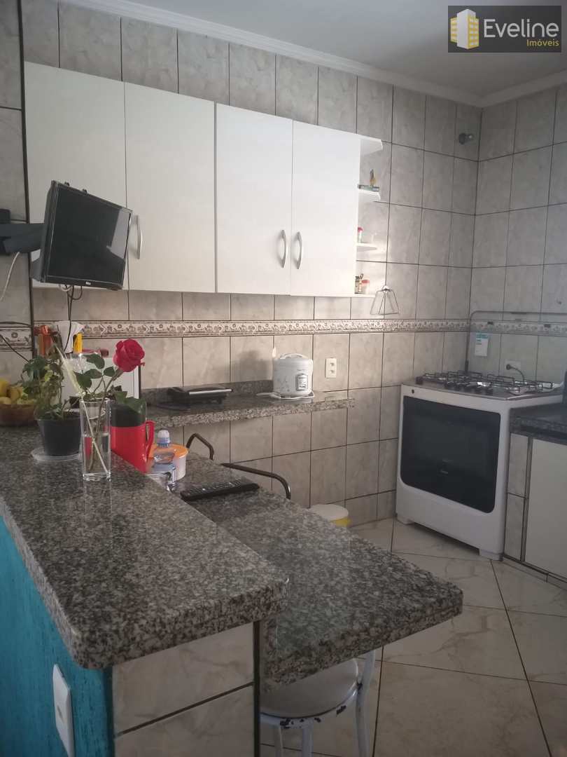 Casa à venda com 4 quartos, 339m² - Foto 10