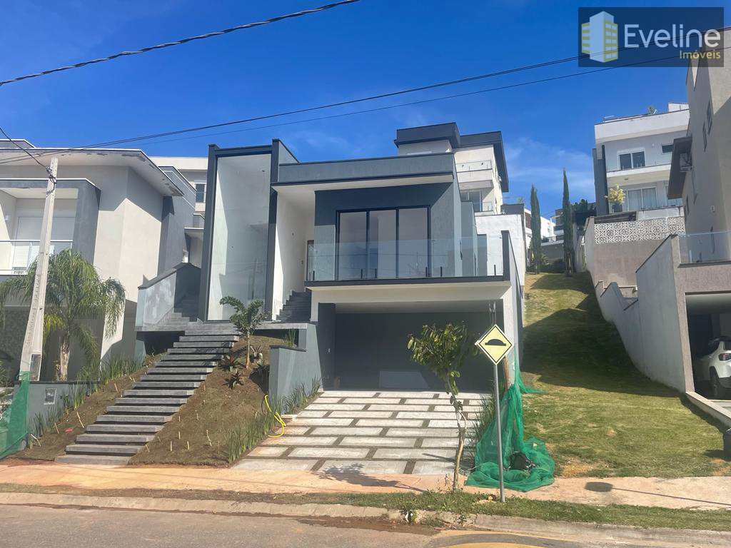 Casa de Condomínio à venda com 3 quartos, 270m² - Foto 2