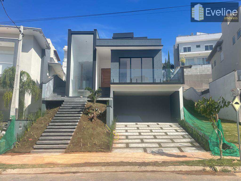 Casa de Condomínio à venda com 3 quartos, 270m² - Foto 1