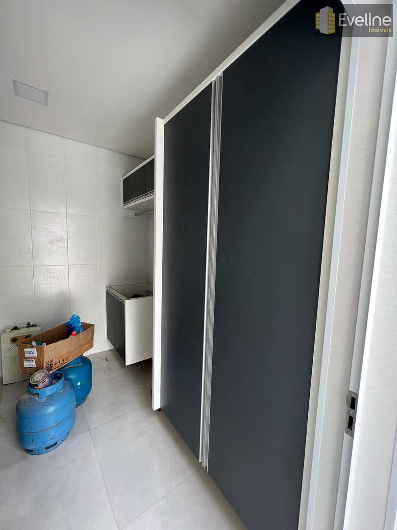 Casa à venda com 2 quartos, 140m² - Foto 13