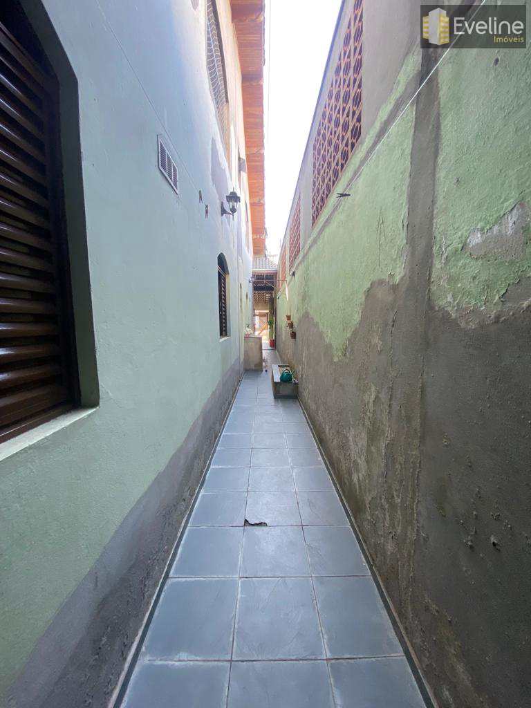 Casa à venda com 2 quartos, 125m² - Foto 5