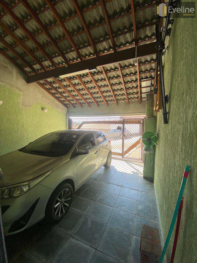 Casa à venda com 2 quartos, 125m² - Foto 4