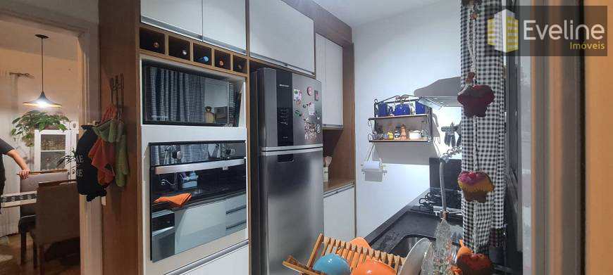 Apartamento à venda com 3 quartos, 95m² - Foto 9