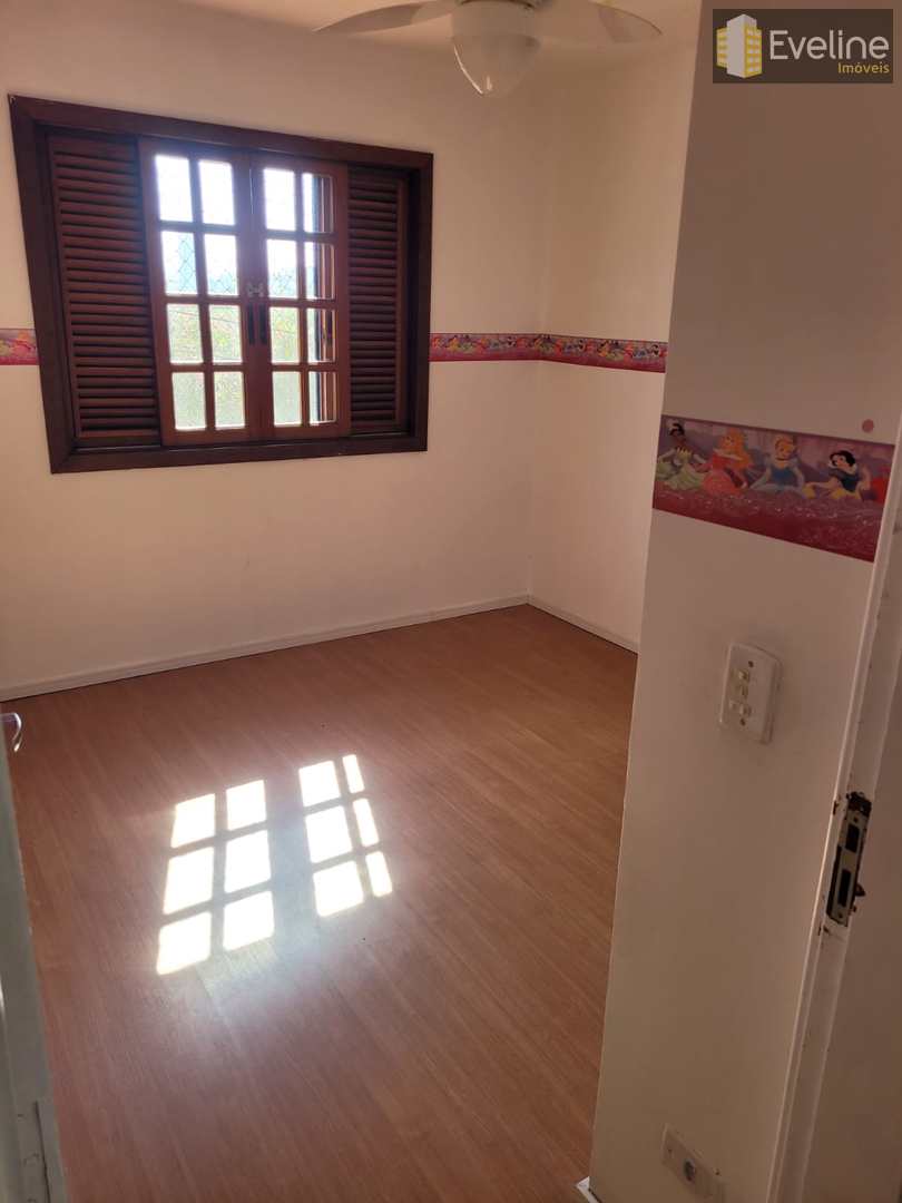 Casa de Condomínio à venda com 3 quartos, 121m² - Foto 4