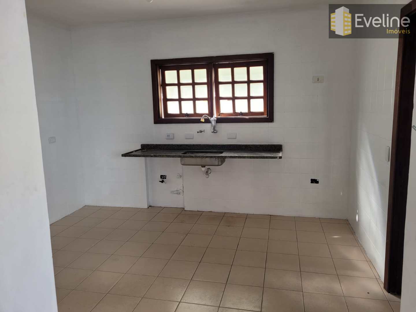 Casa de Condomínio à venda com 3 quartos, 121m² - Foto 3