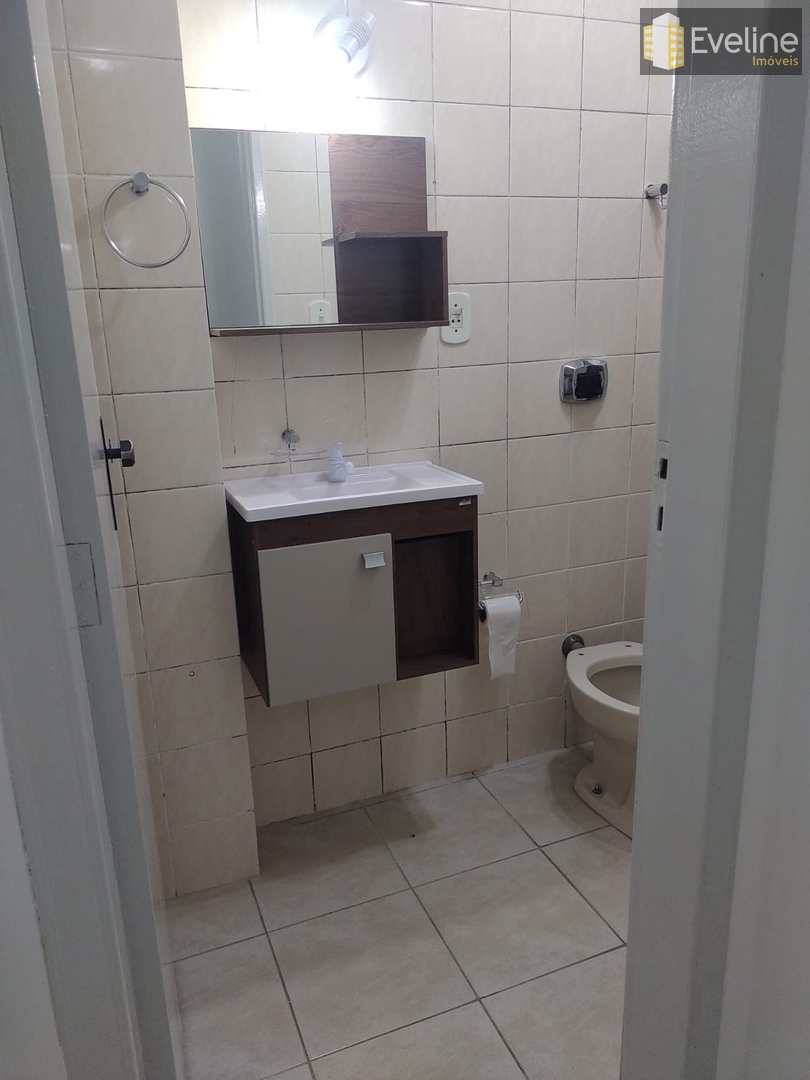 Apartamento para alugar com 2 quartos, 64m² - Foto 9