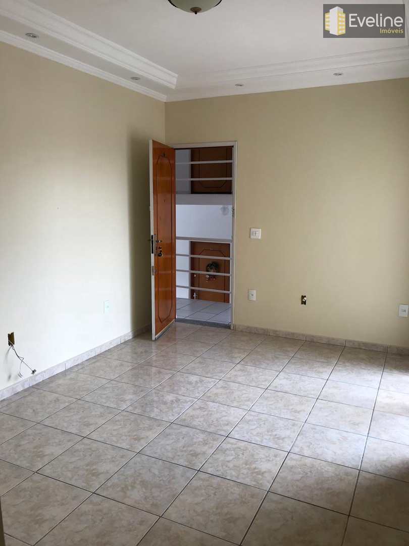 Apartamento à venda com 2 quartos, 46m² - Foto 4