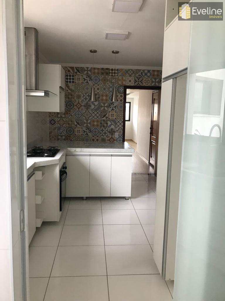 Apartamento com 4 dorms, Vila Lavínia, Mogi das Cruzes - R$ 770 mil, Cod: 3349