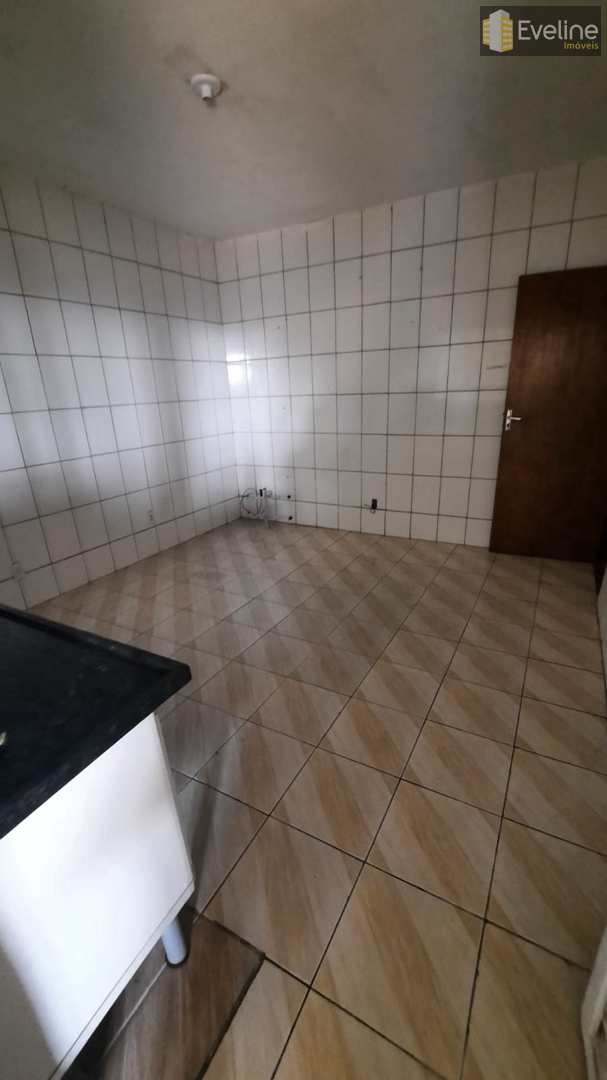 Casa para alugar com 1 quarto, 282m² - Foto 7