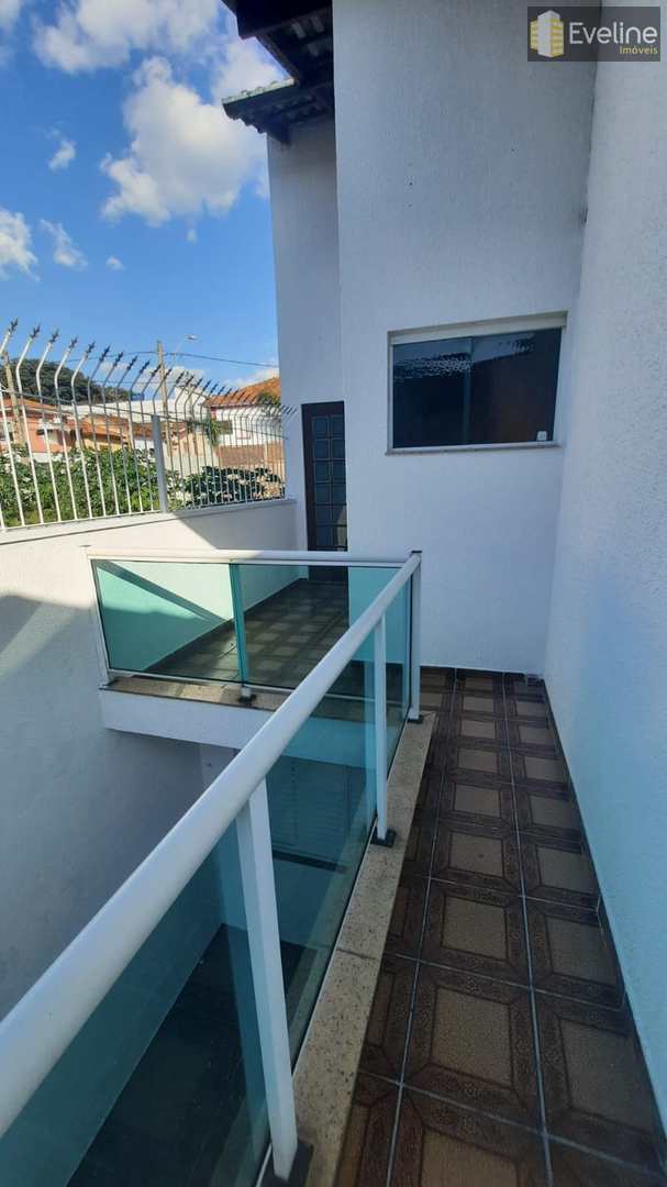 Casa à venda e aluguel com 4 quartos, 236m² - Foto 5