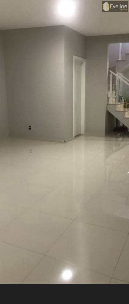 Sobrado à venda com 3 quartos, 150m² - Foto 4