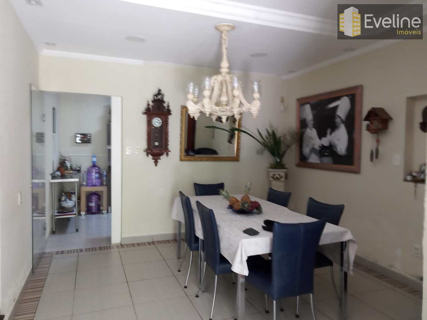 Casa à venda com 2 quartos, 260m² - Foto 2