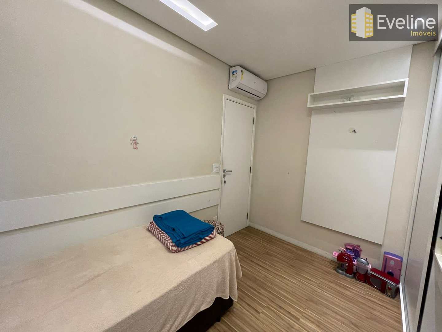 Apartamento à venda com 3 quartos, 98m² - Foto 9