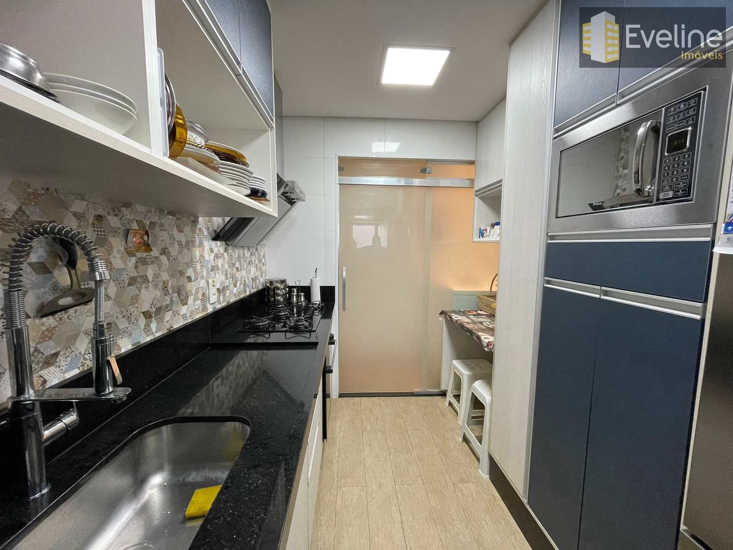 Apartamento à venda com 3 quartos, 98m² - Foto 7