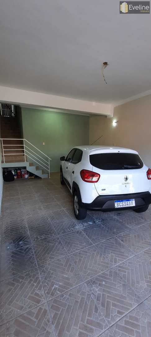 Casa à venda com 3 quartos, 500m² - Foto 2