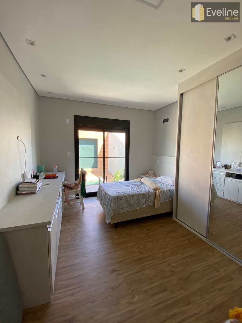 Casa de Condomínio à venda com 4 quartos, 320m² - Foto 17