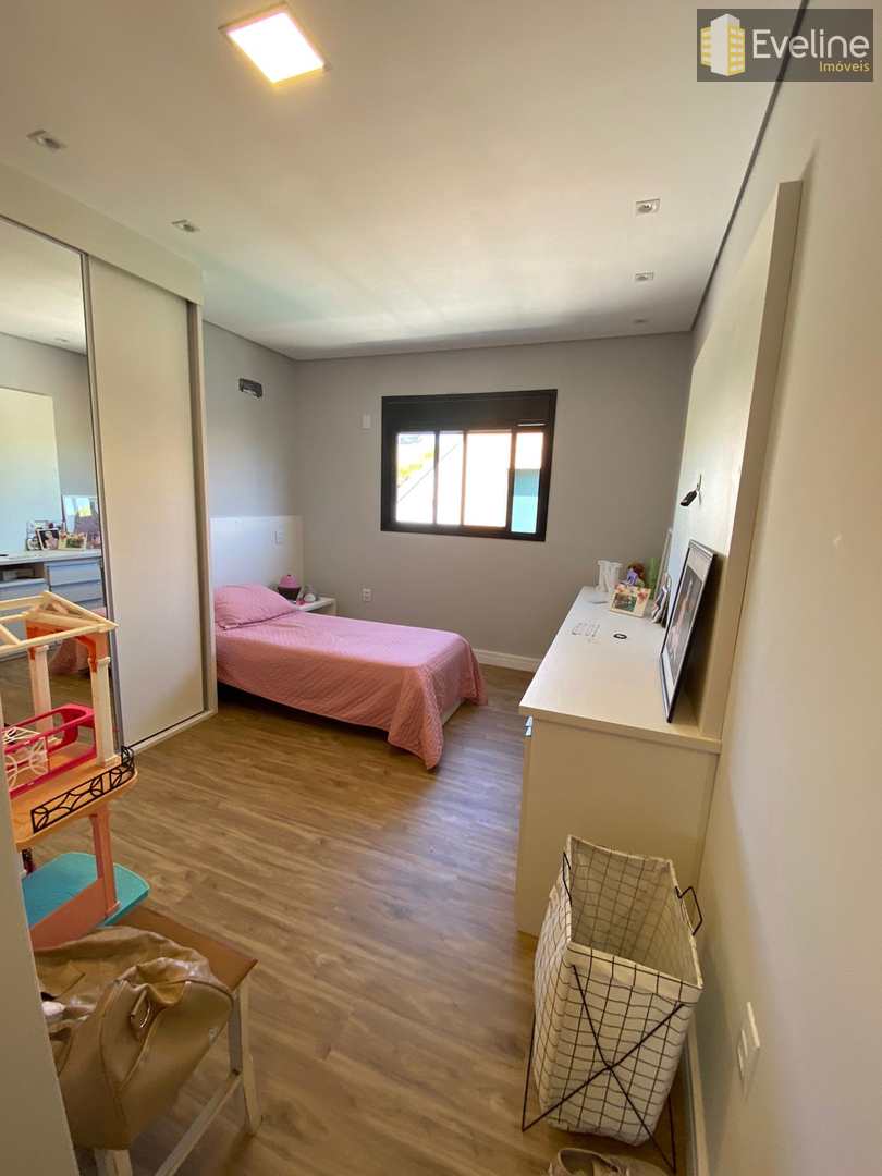 Casa de Condomínio à venda com 4 quartos, 320m² - Foto 12