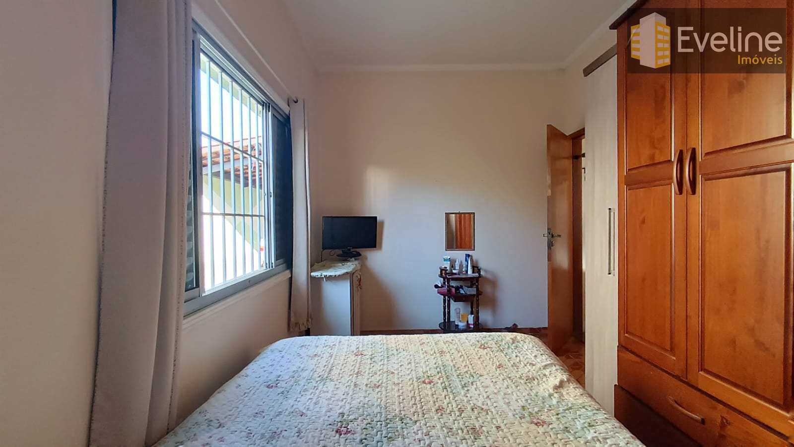 Casa à venda com 3 quartos, 300m² - Foto 16