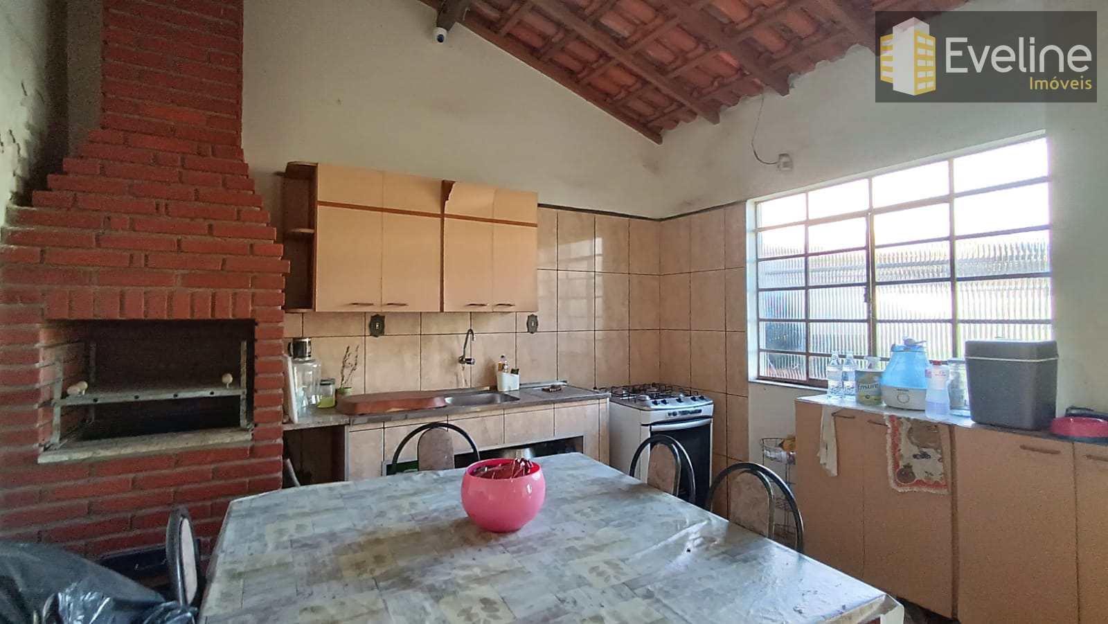 Casa à venda com 3 quartos, 300m² - Foto 5