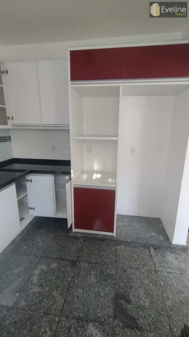 Casa à venda com 3 quartos, 331m² - Foto 22