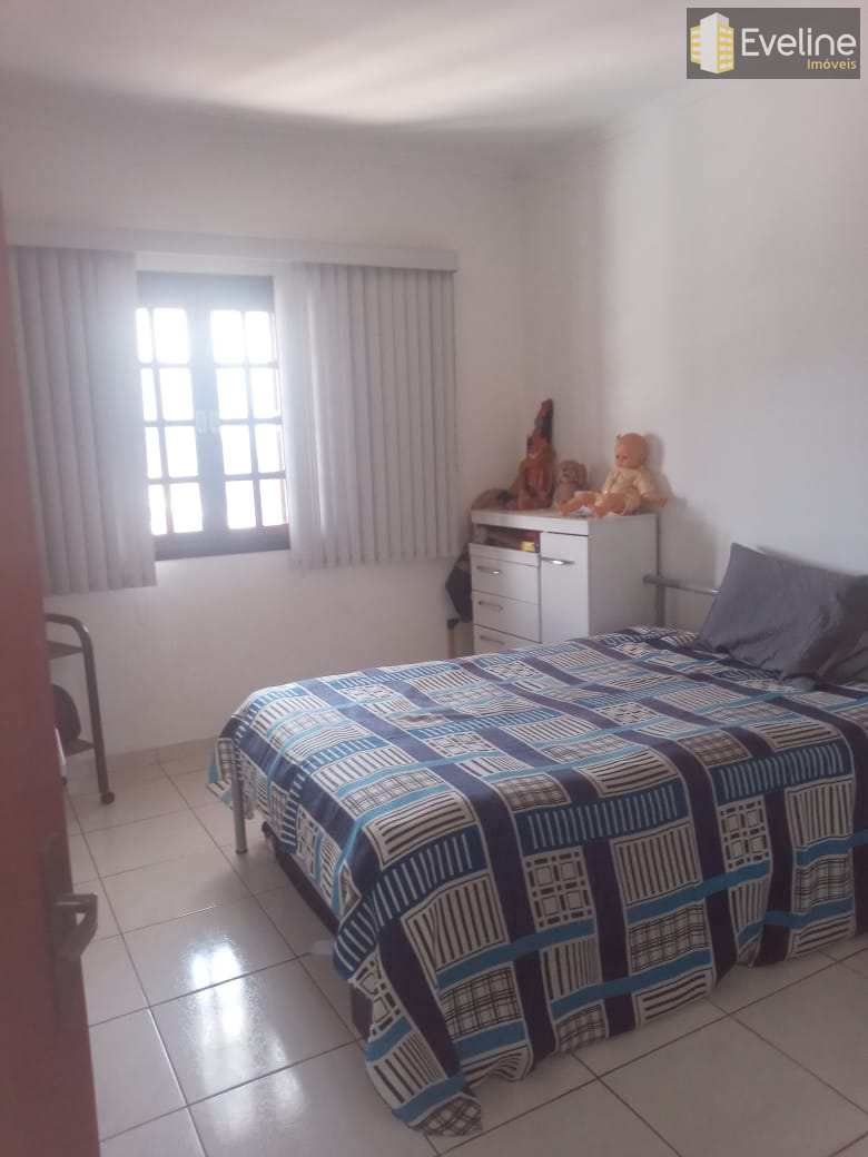 Sobrado à venda com 3 quartos, 200m² - Foto 17