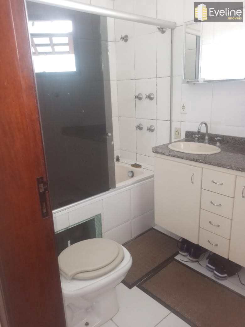 Sobrado à venda com 3 quartos, 200m² - Foto 13