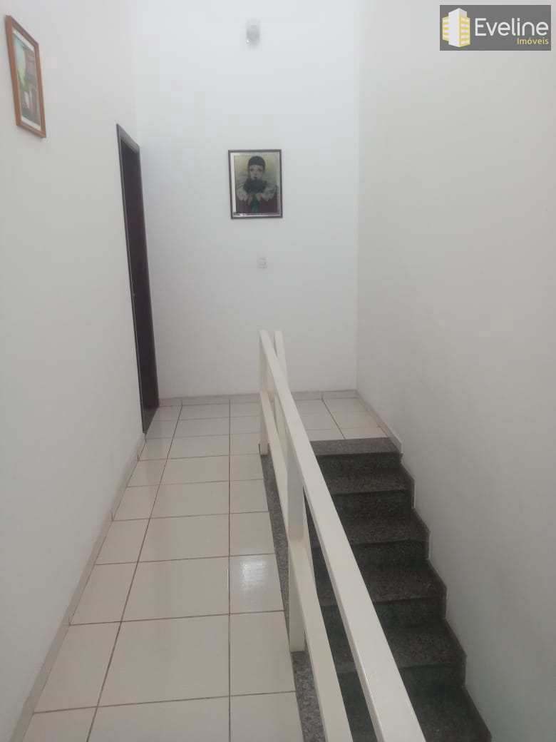 Sobrado à venda com 3 quartos, 200m² - Foto 14