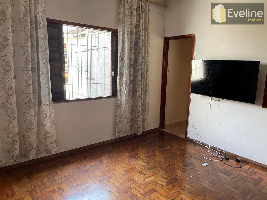 Casa à venda com 3 quartos - Foto 4