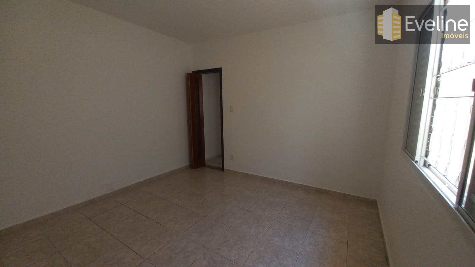 Casa à venda com 2 quartos, 150m² - Foto 26