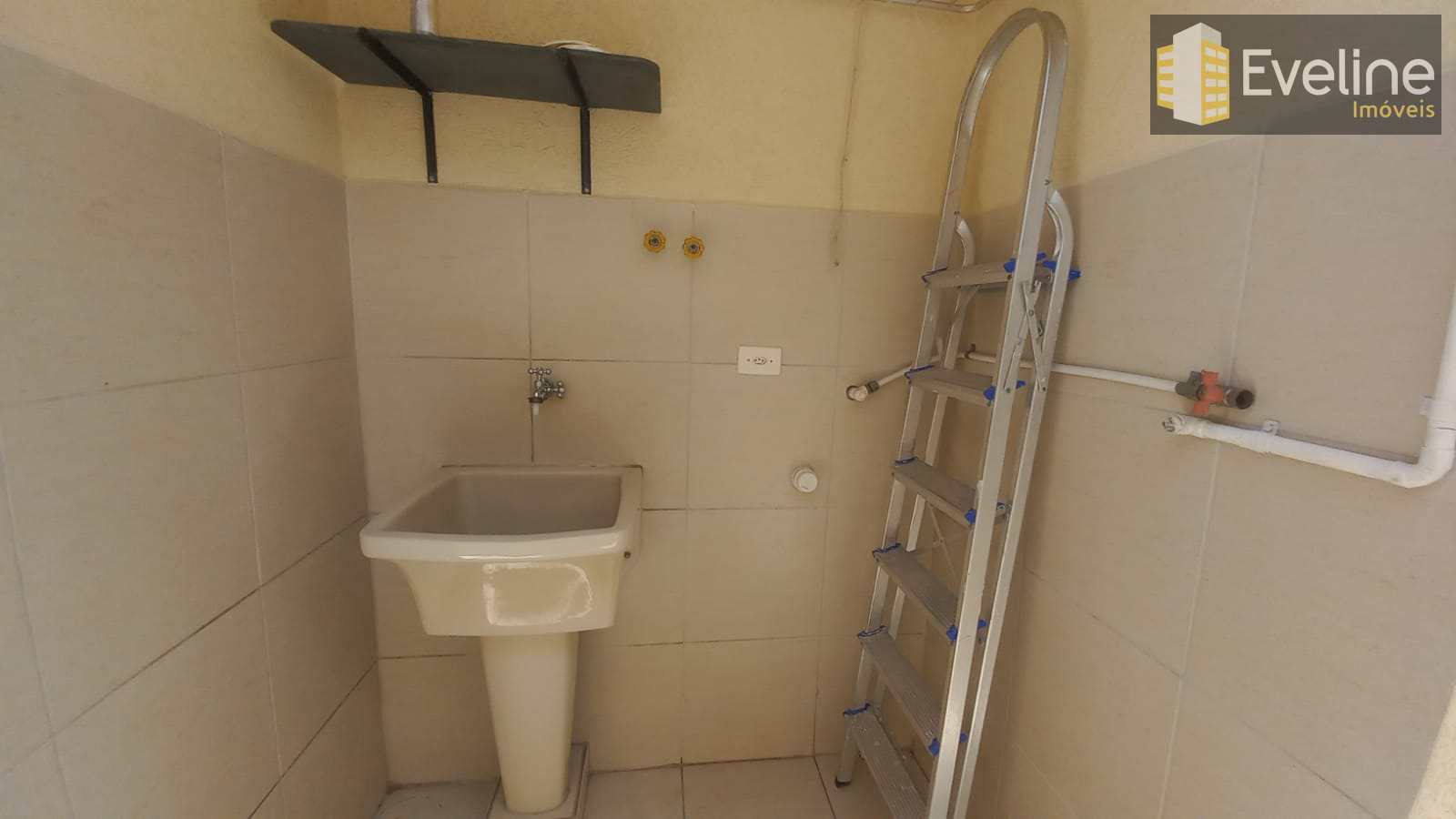 Casa à venda com 2 quartos, 150m² - Foto 30