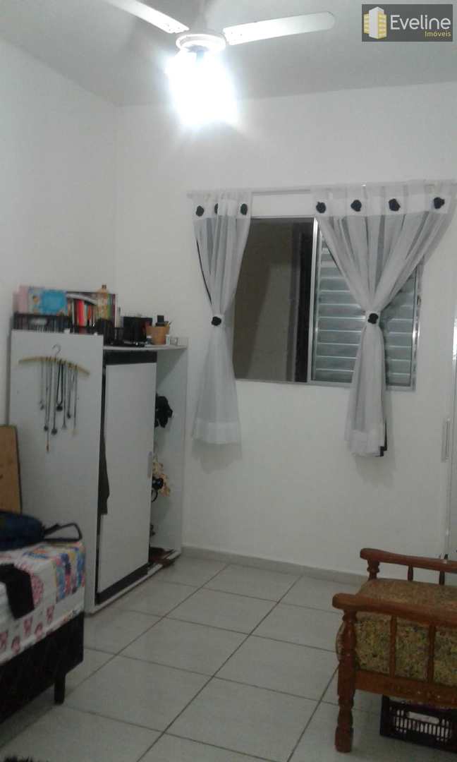 Casa à venda com 3 quartos - Foto 2