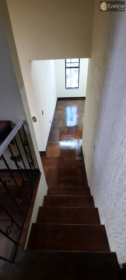 Casa para alugar com 4 quartos, 150m² - Foto 9