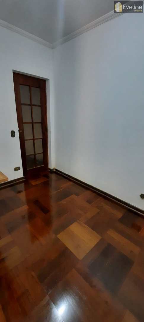 Casa para alugar com 4 quartos, 150m² - Foto 20