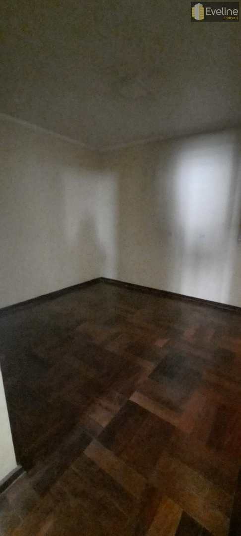 Casa para alugar com 4 quartos, 150m² - Foto 21