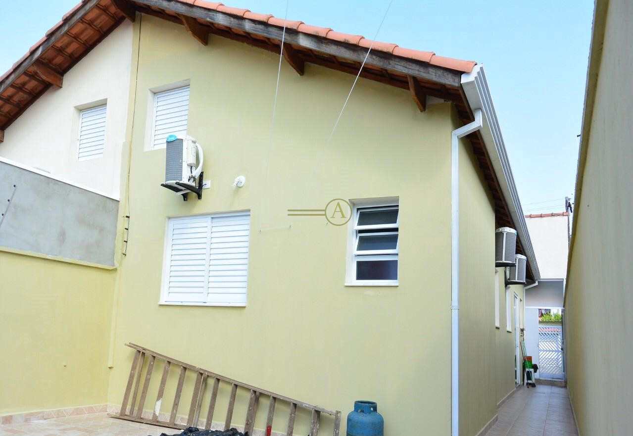 Casa à venda com 3 quartos, 80m² - Foto 11