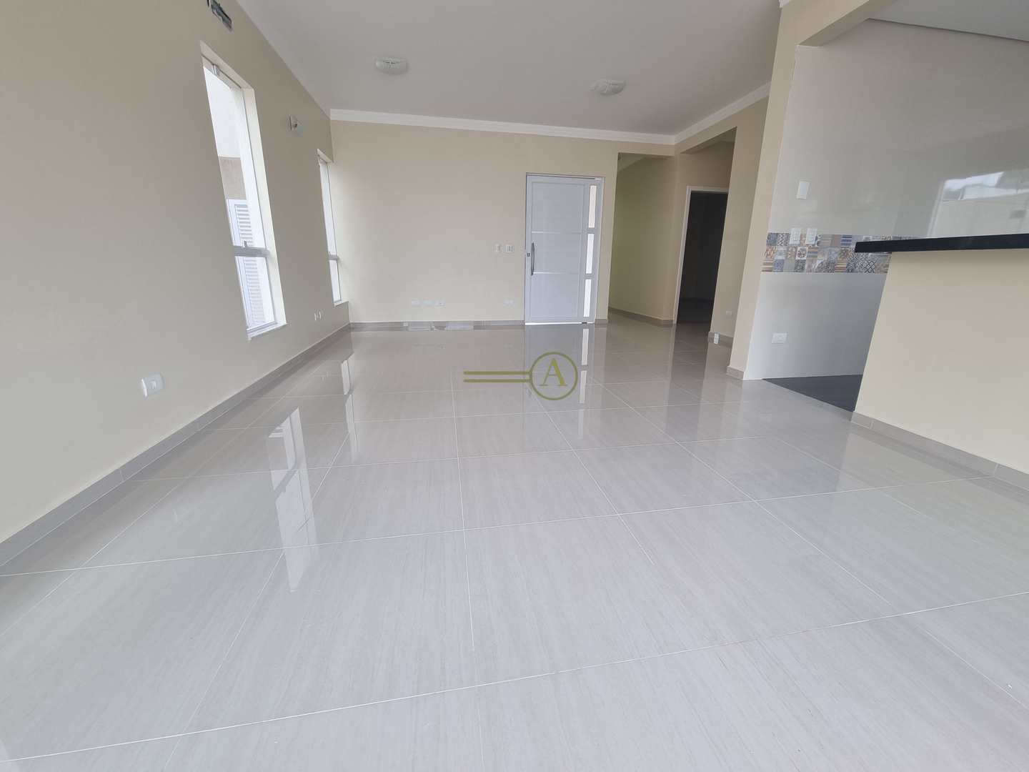 Sobrado à venda com 4 quartos, 250m² - Foto 7