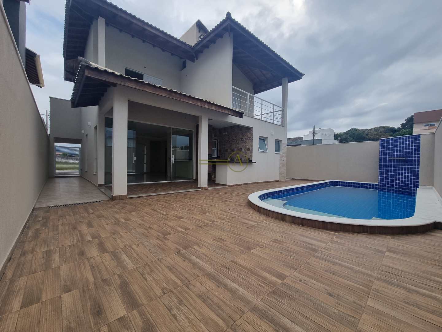 Sobrado à venda com 4 quartos, 250m² - Foto 24