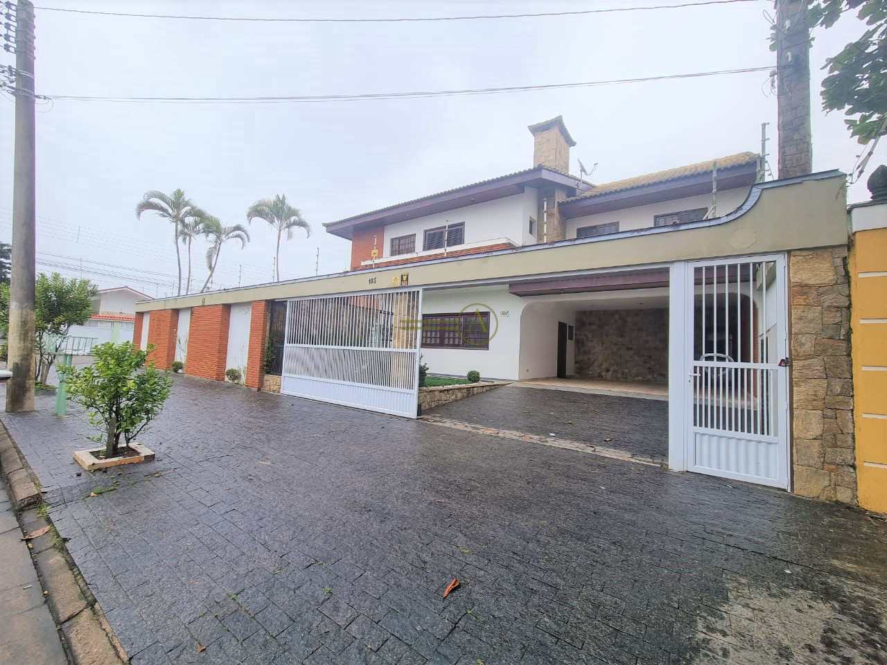 Sobrado à venda com 5 quartos, 420m² - Foto 2