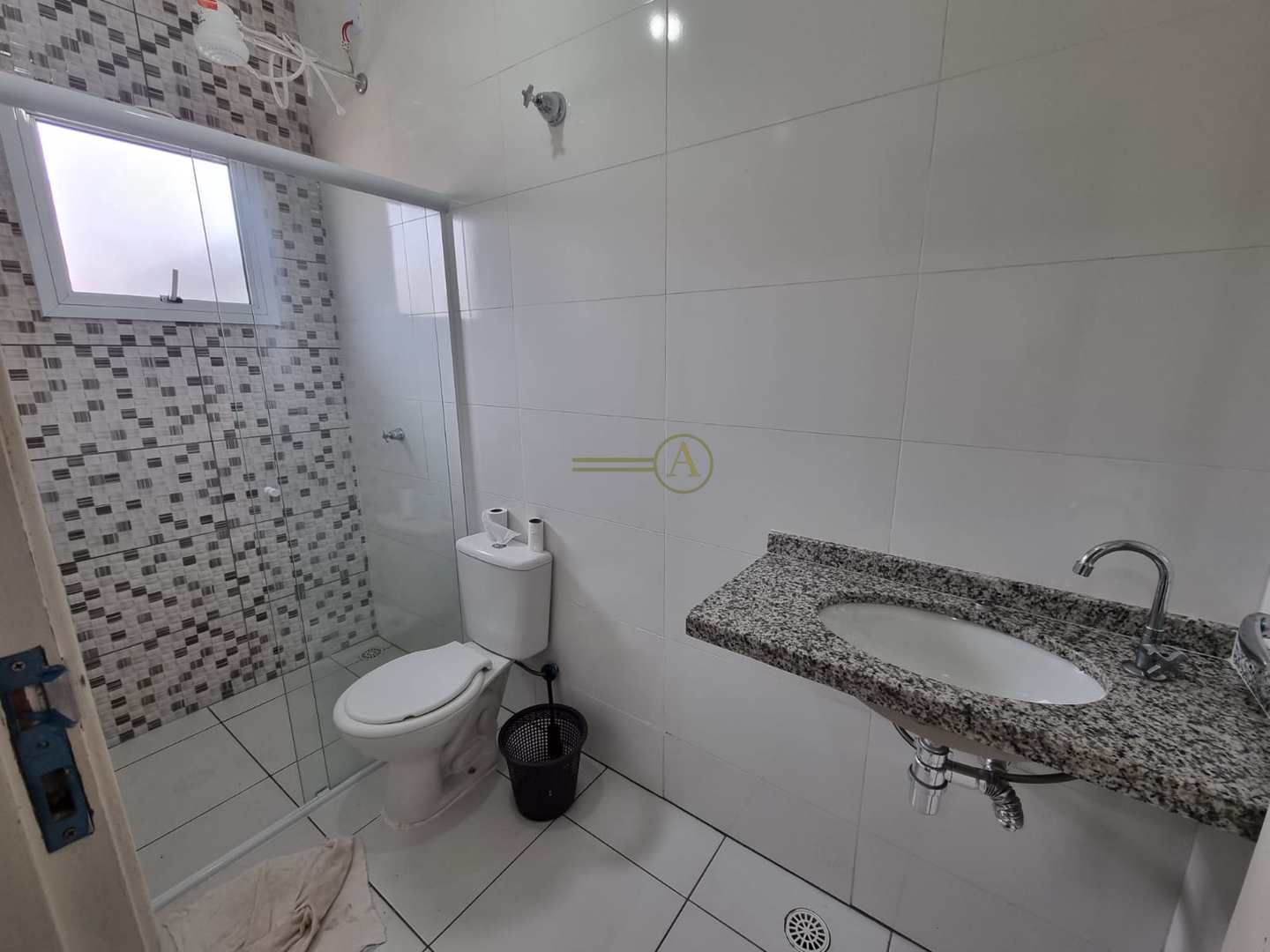 Casa à venda com 3 quartos, 65m² - Foto 9