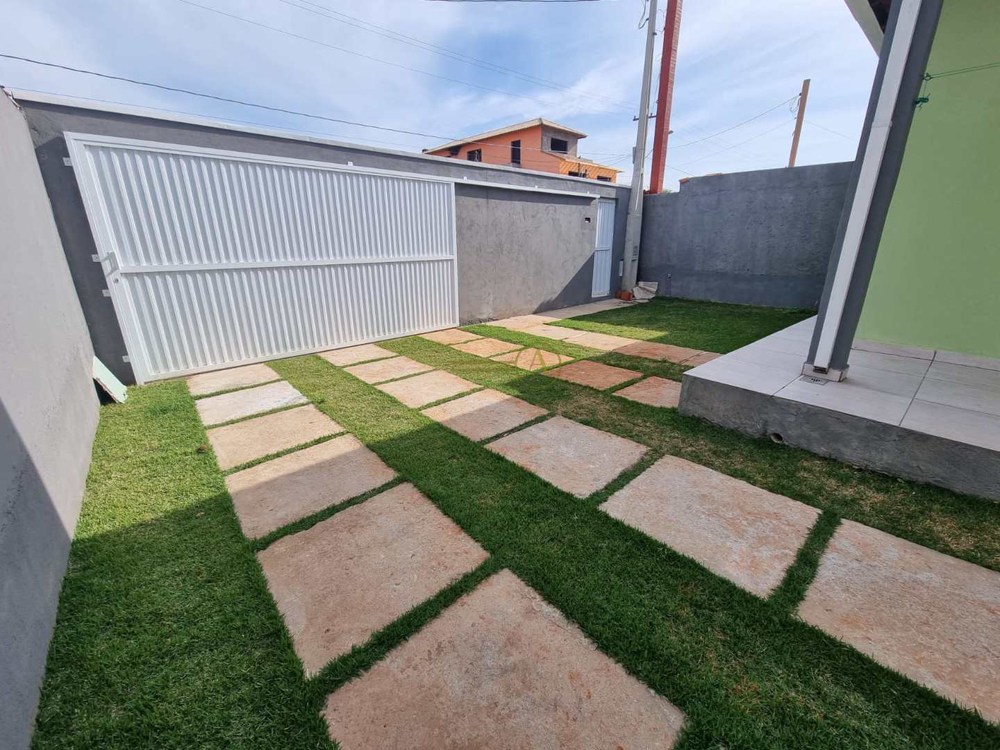 Casa à venda com 3 quartos, 65m² - Foto 3