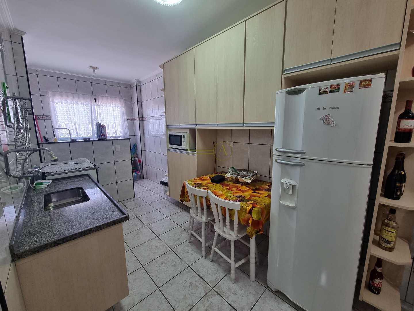 Apartamento à venda com 3 quartos, 207m² - Foto 3