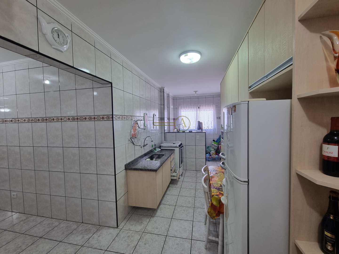 Apartamento à venda com 3 quartos, 207m² - Foto 2