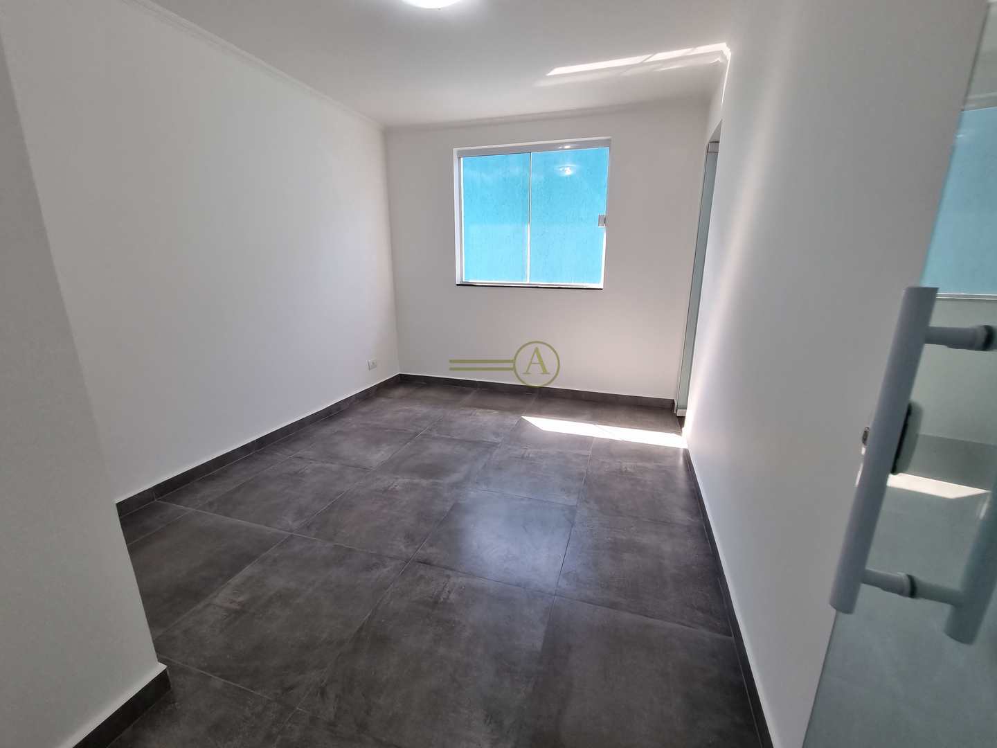 Casa à venda com 4 quartos, 150m² - Foto 14