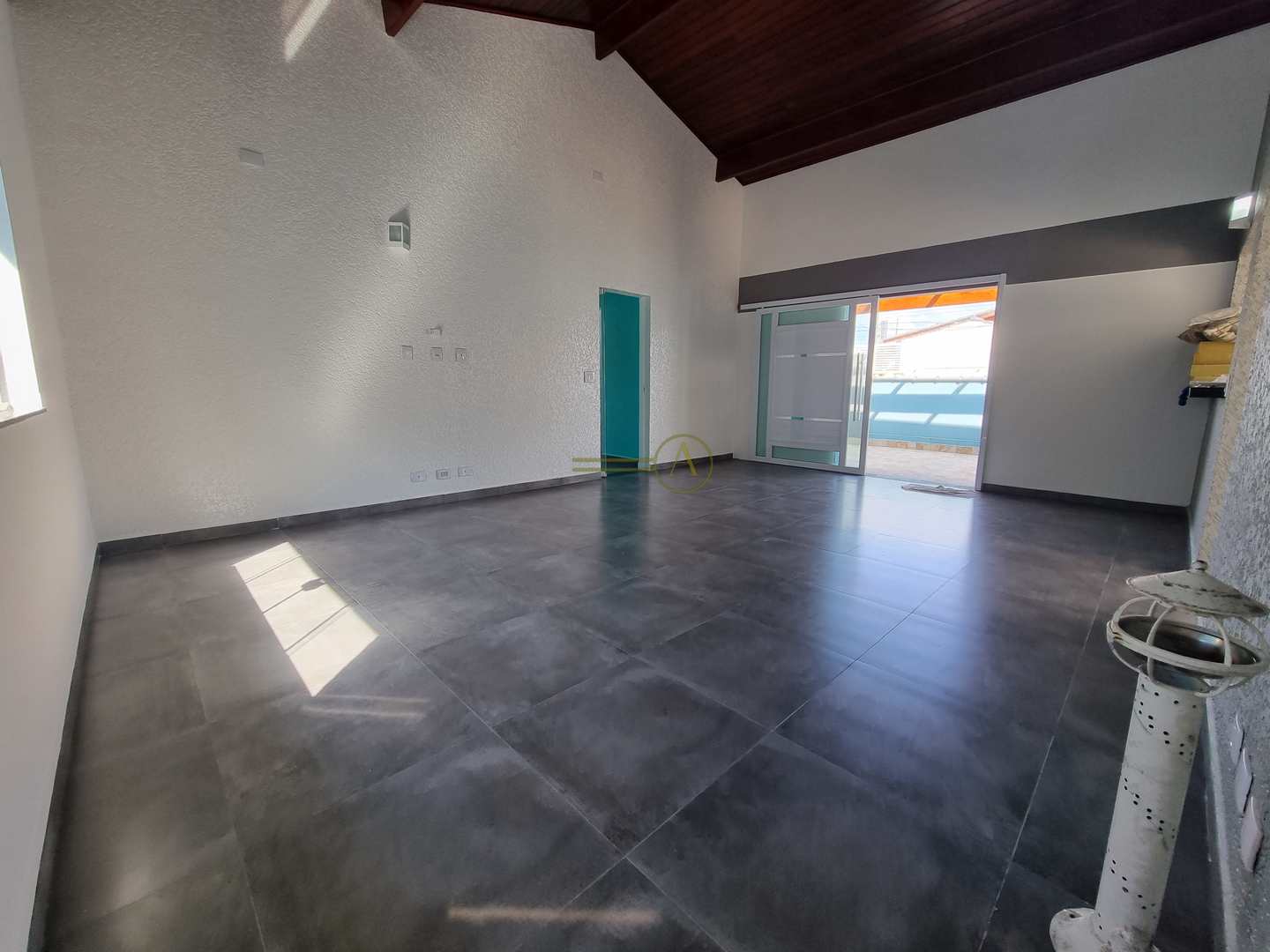 Casa à venda com 4 quartos, 150m² - Foto 8