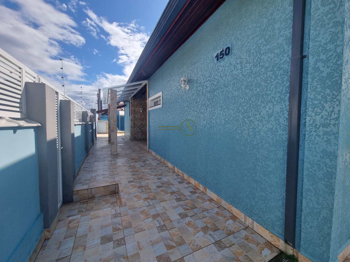 Casa à venda com 4 quartos, 150m² - Foto 4