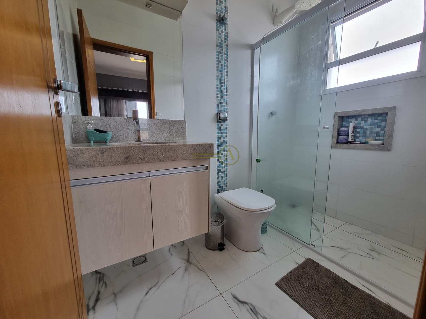 Sobrado à venda com 4 quartos, 218m² - Foto 11